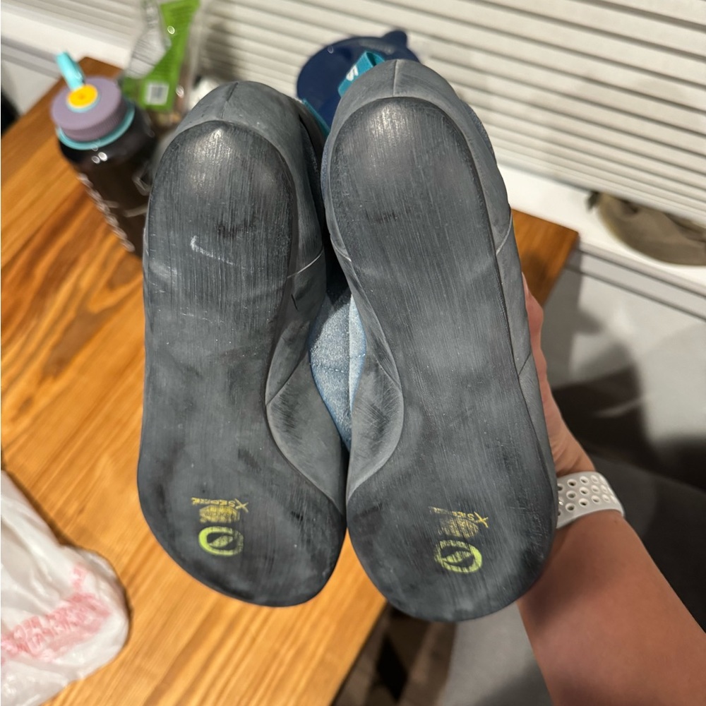 Scarpa helix climbing shoes sz 42.5 eu 9.5 us